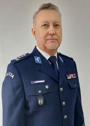 Portret komendanta w mundurze