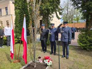 Funkcjonariusze policji podczas uroczystości.